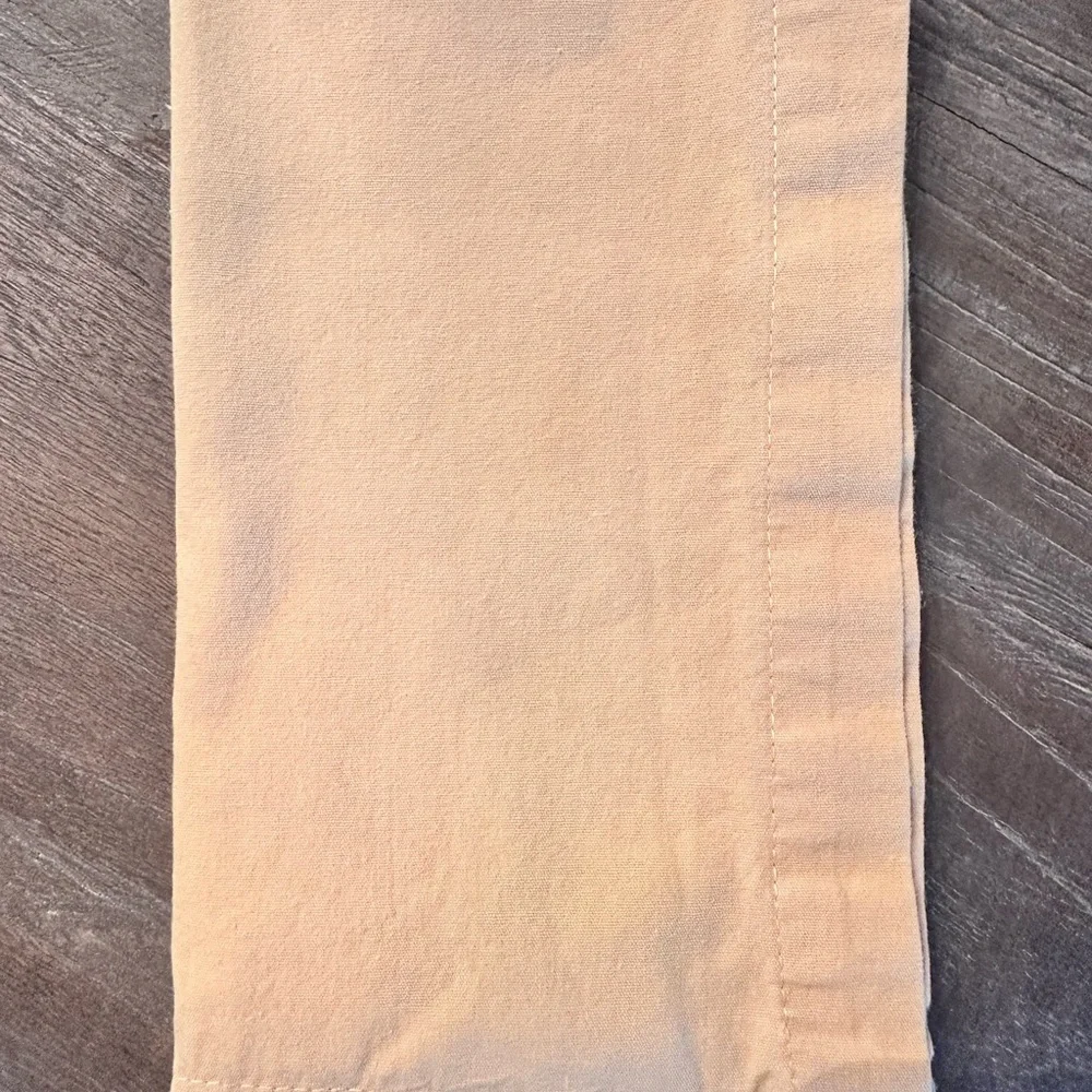 Williams Sonoma Butter Yellow set of 8 Napkins
